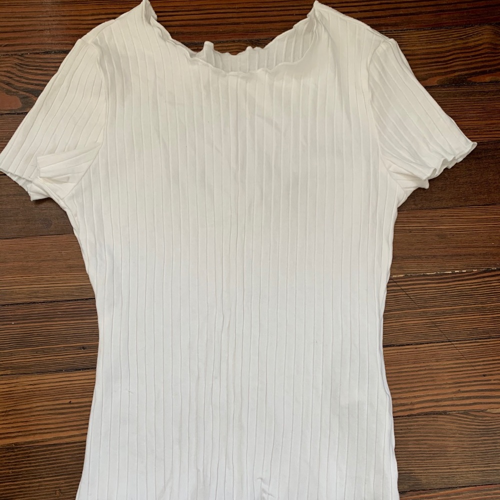 White short sleeve